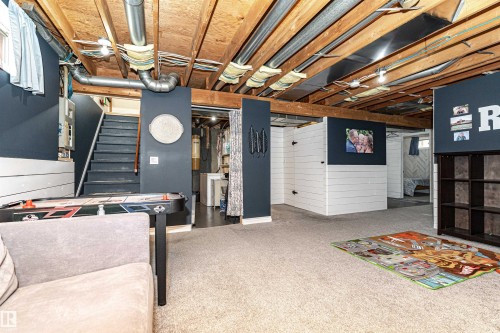 10703 95 Avenue, Morinville, AB - Indoor Photo Showing Basement