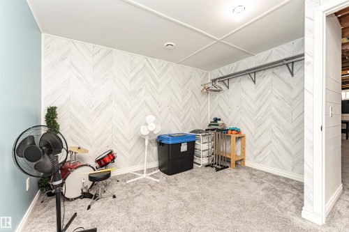 10703 95 Avenue, Morinville, AB - Indoor