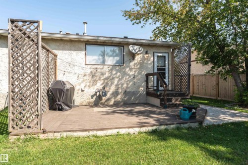 10703 95 Avenue, Morinville, AB - Outdoor