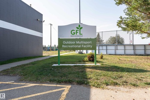 10703 95 Avenue, Morinville, AB - Outdoor