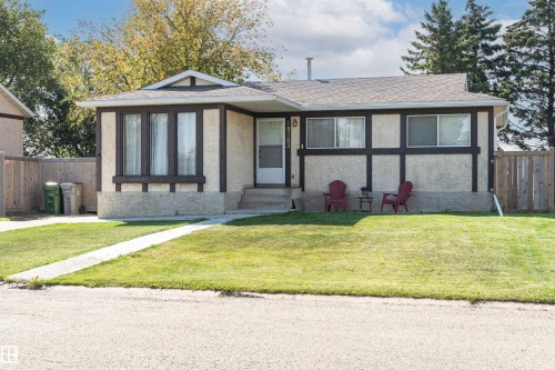 10703 95 Avenue, Morinville, AB - Outdoor