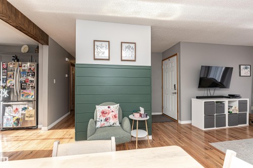 10703 95 Avenue, Morinville, AB - Indoor