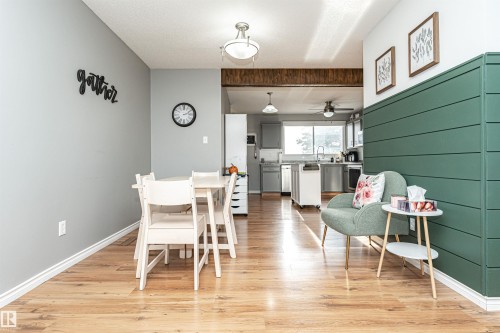 10703 95 Avenue, Morinville, AB - Indoor Photo Showing Dining Room