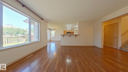 11712 13 Avenue, Edmonton, AB - Indoor Photo Showing Other Room