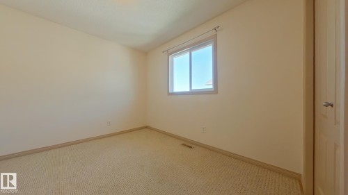 11712 13 Avenue, Edmonton, AB - Indoor Photo Showing Other Room