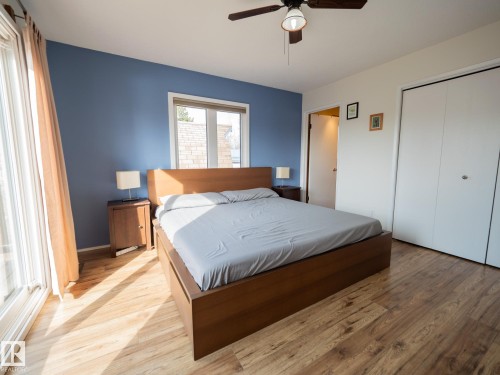 403 4 Street, Rural Lac Ste. Anne County, AB - Indoor Photo Showing Bedroom