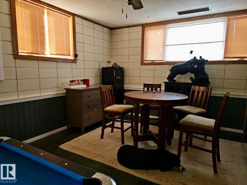 403 4 Street, Rural Lac Ste. Anne County, AB - Indoor