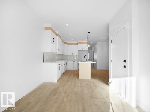 434 Crystal Creek Link, Leduc, AB - Indoor Photo Showing Kitchen