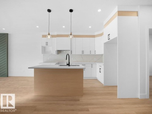 434 Crystal Creek Link, Leduc, AB - Indoor Photo Showing Kitchen