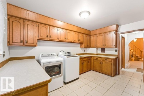 7550 Ellerslie Road, Edmonton, AB - Indoor Photo Showing Laundry Room