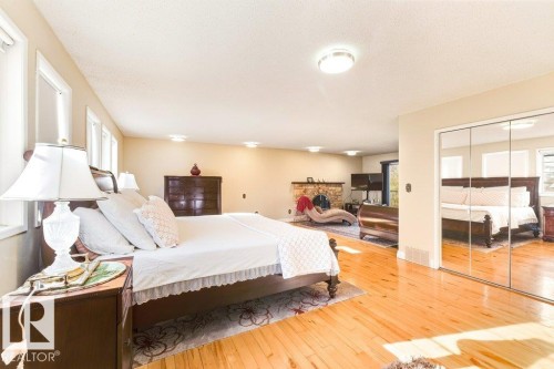 7550 Ellerslie Road, Edmonton, AB - Indoor Photo Showing Bedroom
