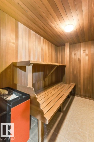 7550 Ellerslie Road, Edmonton, AB - Indoor Photo Showing Other Room