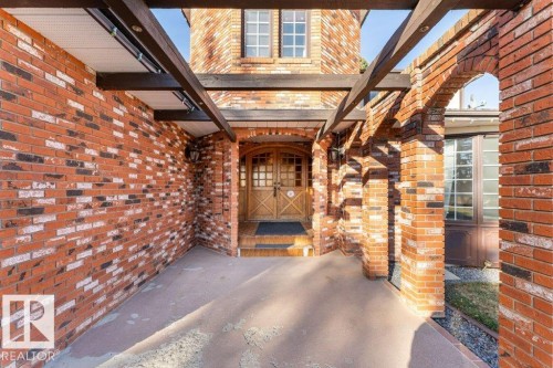 7550 Ellerslie Road, Edmonton, AB - Outdoor