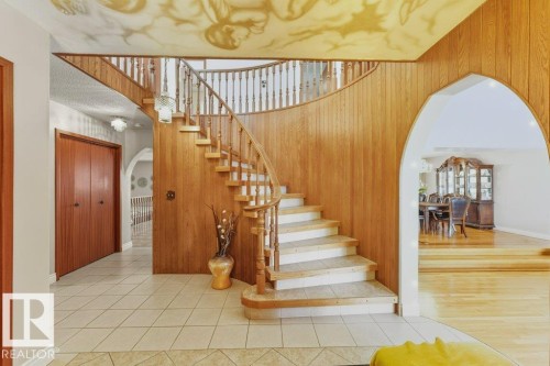 7550 Ellerslie Road, Edmonton, AB - Indoor Photo Showing Other Room