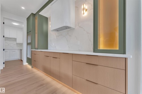 8458 Mayday Link Sw, Edmonton, AB - Indoor