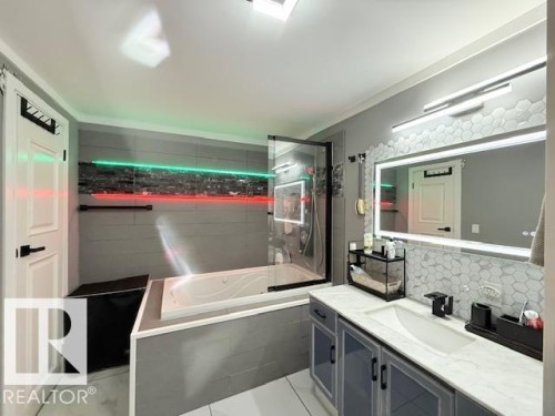 25 Ridgeway Drive, Edmonton, AB - Indoor