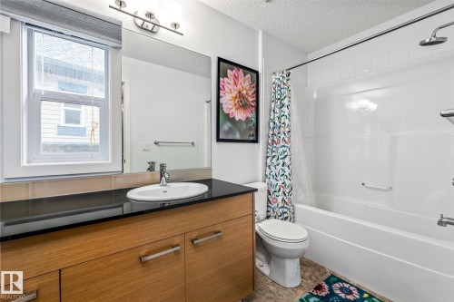 45 655 Watt Boulevard, Edmonton, AB - Indoor Photo Showing Bathroom
