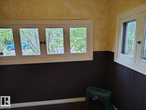 11343 69 Street, Edmonton, AB - Indoor Photo Showing Other Room