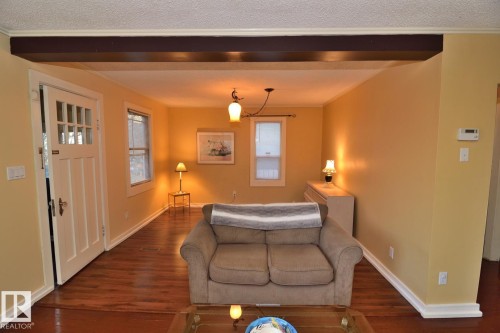 11343 69 Street, Edmonton, AB - Indoor