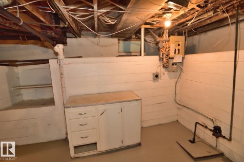 11343 69 Street, Edmonton, AB - Indoor Photo Showing Basement