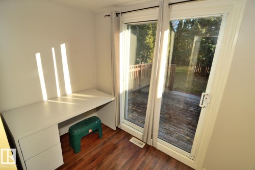 11343 69 Street, Edmonton, AB - Indoor