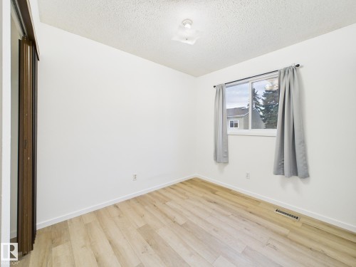 18337 93 Avenue, Edmonton, AB - Indoor Photo Showing Other Room
