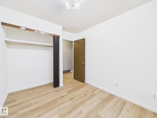 18337 93 Avenue, Edmonton, AB - Indoor Photo Showing Other Room