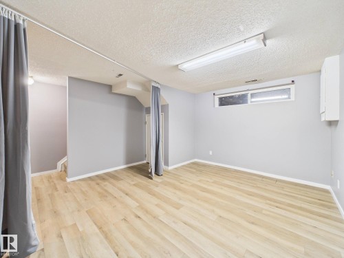 18337 93 Avenue, Edmonton, AB - Indoor