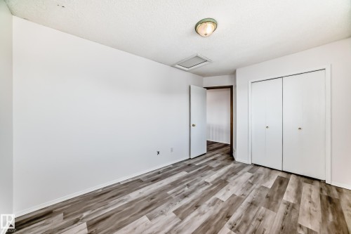 10315 175 Avenue, Edmonton, AB - Indoor Photo Showing Other Room