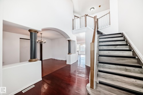 10315 175 Avenue, Edmonton, AB - Indoor Photo Showing Other Room