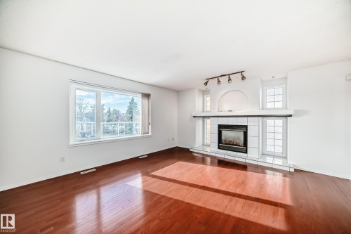 10315 175 Avenue, Edmonton, AB - Indoor Photo Showing Living Room With Fireplace
