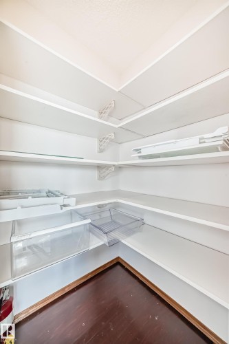 10315 175 Avenue, Edmonton, AB - Indoor With Storage