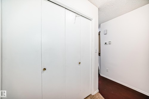 10315 175 Avenue, Edmonton, AB - Indoor Photo Showing Other Room