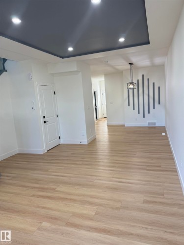 11927 123 Street, Edmonton, AB - Indoor Photo Showing Other Room