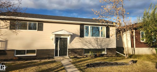 11007 105 Street, Westlock, AB - Outdoor