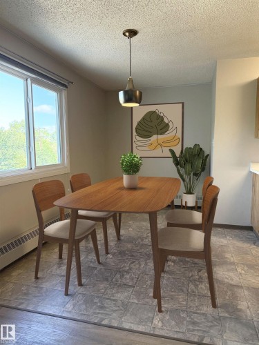 303 10842 107 Street, Edmonton, AB - Indoor Photo Showing Dining Room