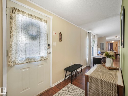 407 Oak Wood Crescent, Edmonton, AB - Indoor Photo Showing Other Room