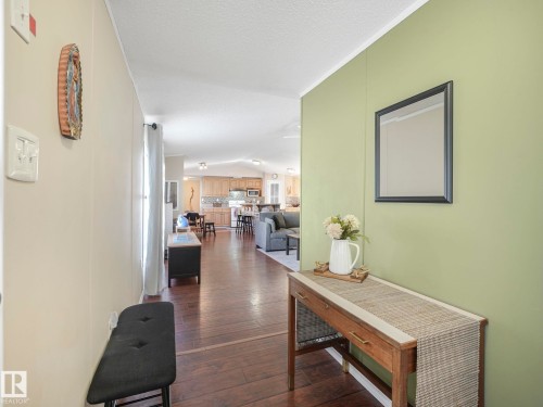 407 Oak Wood Crescent, Edmonton, AB - Indoor Photo Showing Other Room