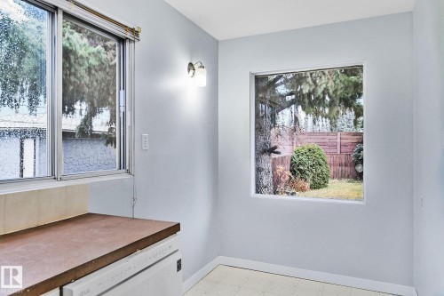 15306 78 Avenue, Edmonton, AB - Indoor Photo Showing Other Room