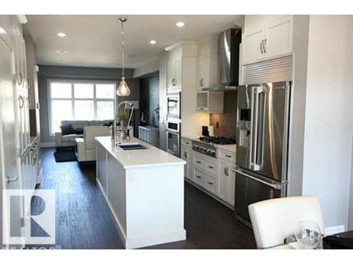 11331 76 Avenue, Edmonton, AB - Indoor Photo Showing Kitchen With Upgraded Kitchen