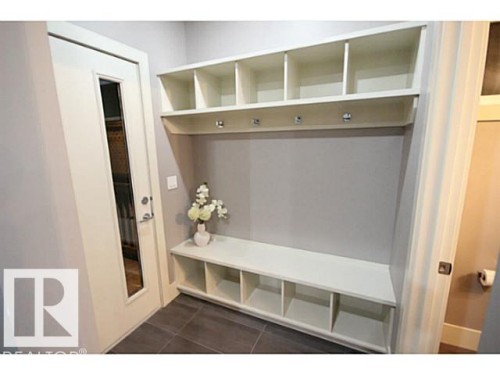 11333 76 Avenue, Edmonton, AB - Indoor