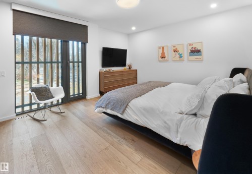 10204 130 Street, Edmonton, AB - Indoor Photo Showing Bedroom