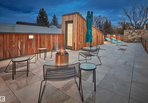 10204 130 Street, Edmonton, AB - Outdoor