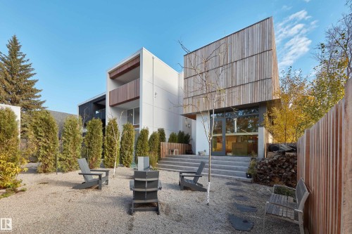 10204 130 Street, Edmonton, AB - Outdoor