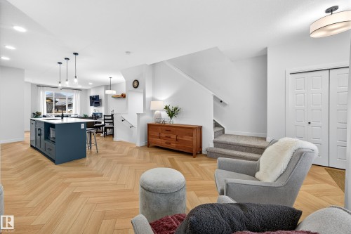 3847 Chrustawka Place, Edmonton, AB - Indoor Photo Showing Living Room