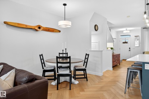 3847 Chrustawka Place, Edmonton, AB - Indoor Photo Showing Other Room