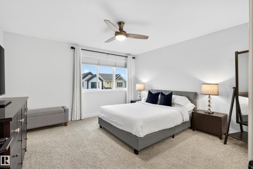 3847 Chrustawka Place, Edmonton, AB - Indoor Photo Showing Bedroom