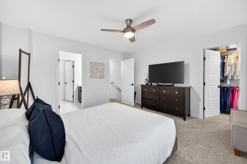3847 Chrustawka Place, Edmonton, AB - Indoor Photo Showing Bedroom