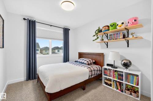 3847 Chrustawka Place, Edmonton, AB - Indoor Photo Showing Bedroom