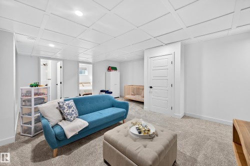 3847 Chrustawka Place, Edmonton, AB - Indoor Photo Showing Living Room